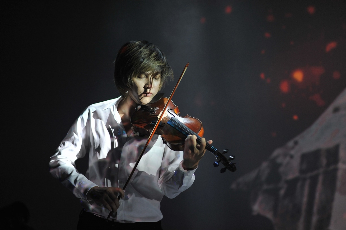Nghệ sĩ violin Anh Tú: “Điều may mắn nhất là tôi có vợ cùng nghề”