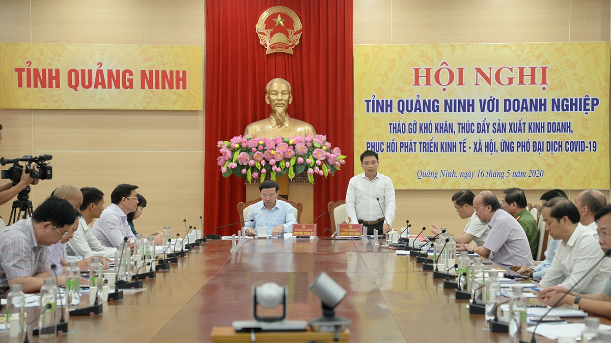 Quảng Ninh tiếp xúc trực tuyến tháo gỡ khó khăn cho doanh nghiệp