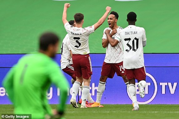 Hạ gục Liverpool sau loạt đấu súng định mệnh, Arsenal giành Siêu cúp Anh 2020