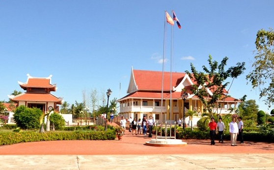 Bóng Người ở bản Xiềng Vang