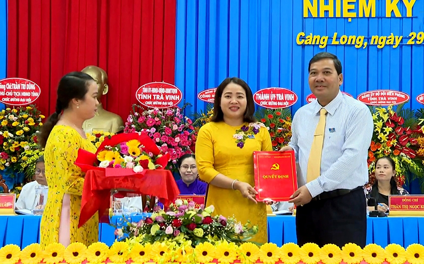 Công bố chỉ định Bí thư huyện tại đại hội, Tỉnh ủy Trà Vinh nói “đúng quy định“
