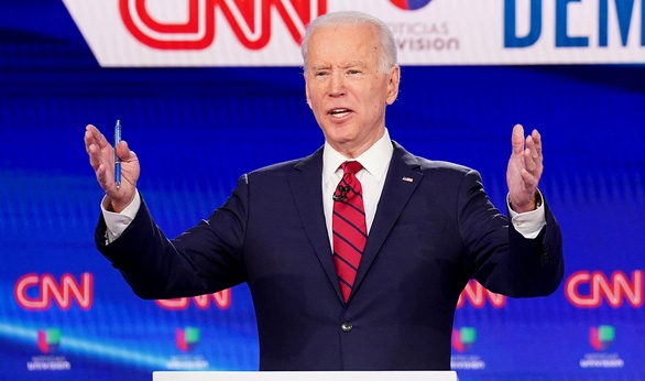 Ông Biden dẫn trước ông Trump 9 điểm tại 6 bang chiến trường