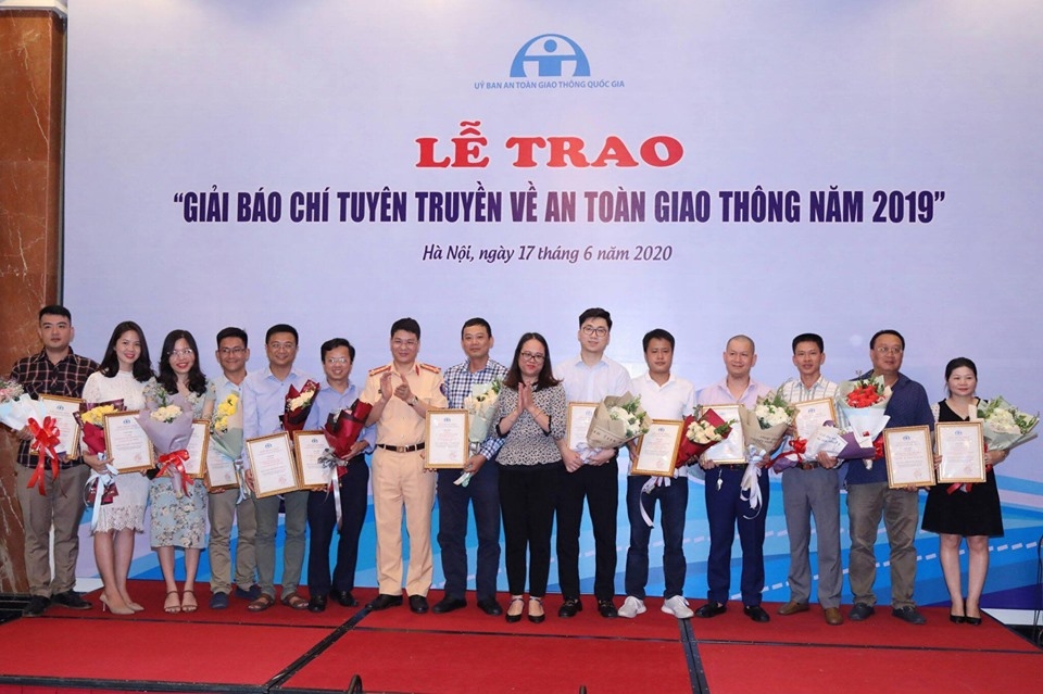 VOV và nhiều cơ quan báo chí đạt giải viết về An toàn giao thông