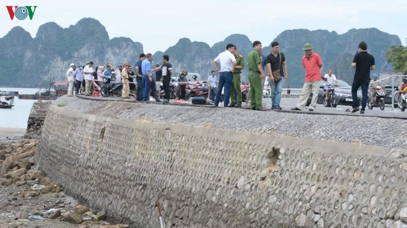 Vụ xe ô tô lao xuống biển ở Quảng Ninh: Làm rõ trách nhiệm đơn vị thi công đường