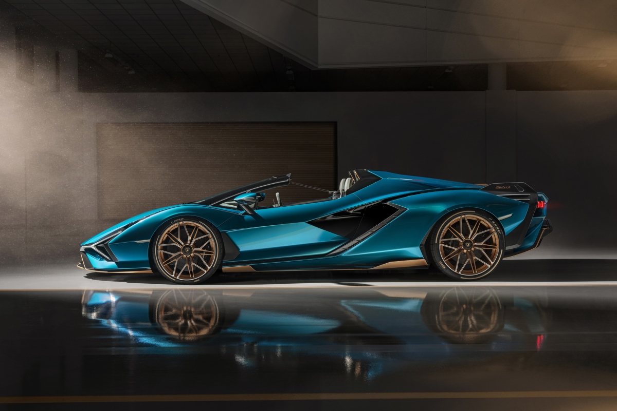 Chiêm ngưỡng Lamborghini Sián Roadster qua video