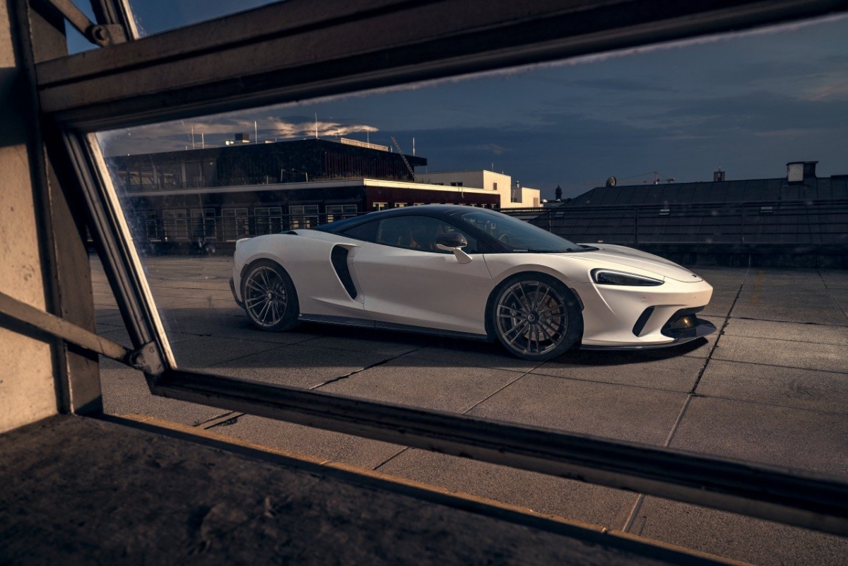 Hãng độ Novitec ra mắt gói độ cho McLaren GT