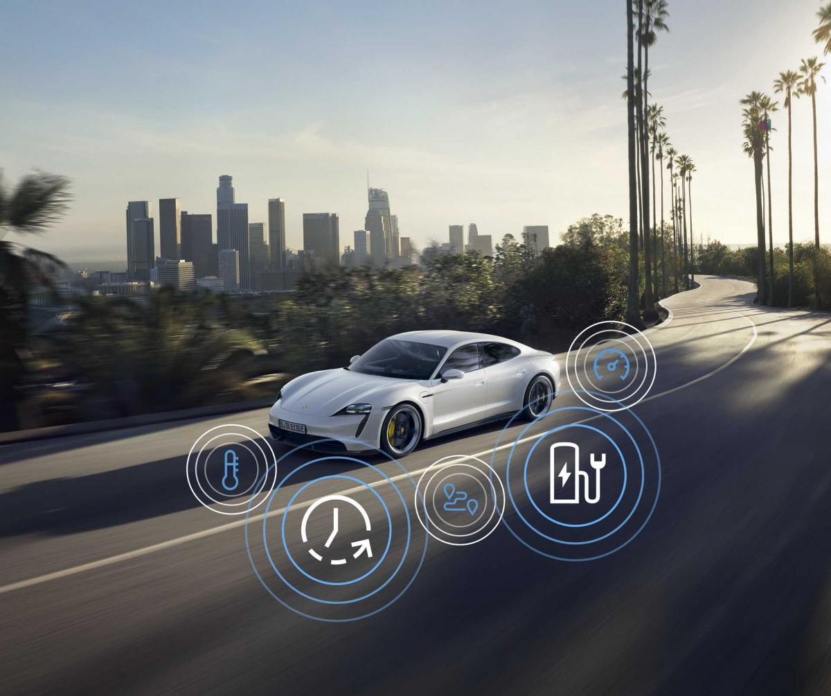 Porsche công bố những nâng cấp cho Taycan 2021