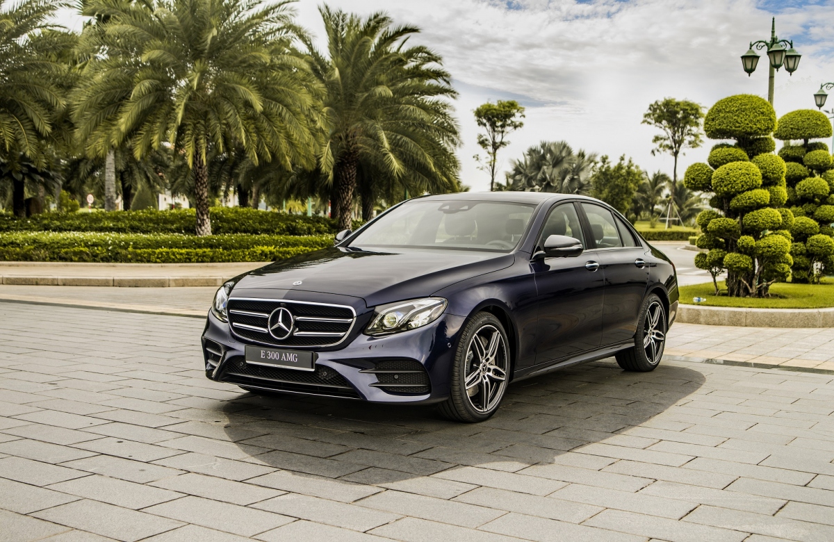 Mercedes E 300 AMG làm thay đổi định kiến về E-Class