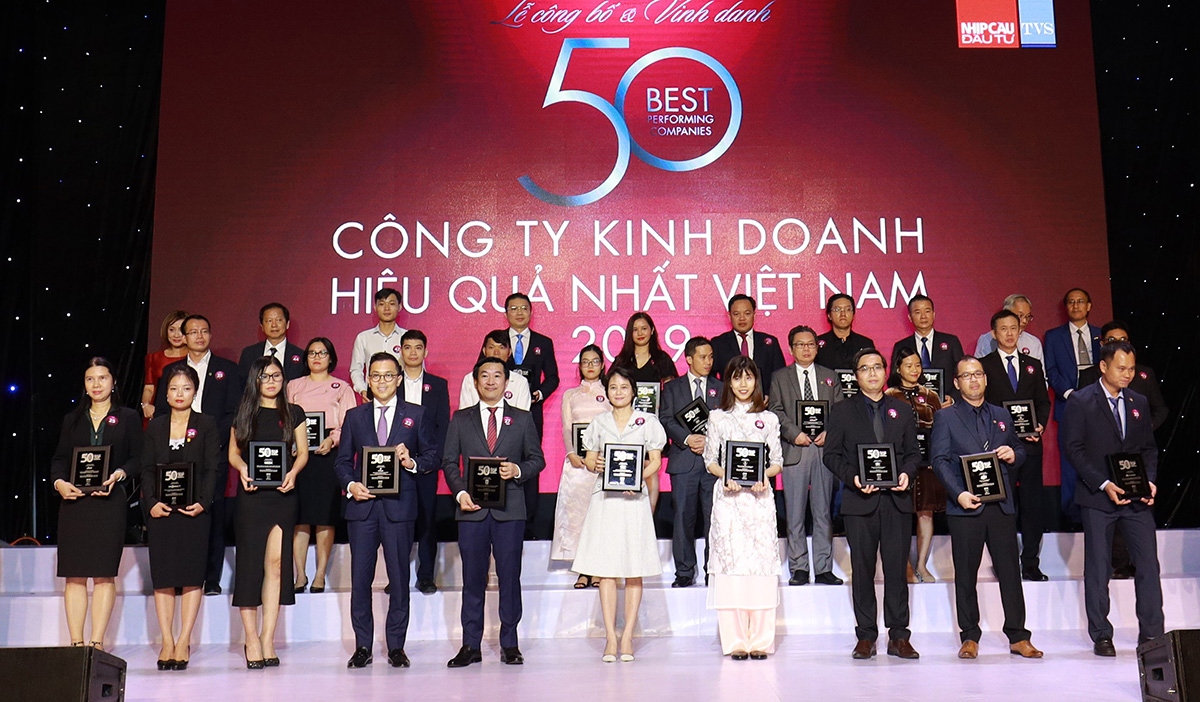 Vinamilk tiếp tục vào top 50 Công ty kinh doanh hiệu quả nhất Việt Nam