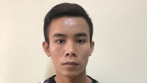 Khởi tố đối tượng lao xe vào cán bộ phòng chống dịch