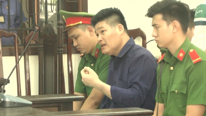 Giám đốc gọi giang hồ vây xe Công an bị xét xử vì trốn thuế gần 5 tỷ