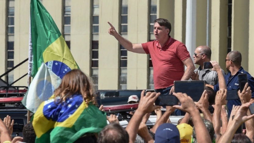 Để Brazil mất kiểm soát vì Covid-19, Tổng thống Bolsonaro trả giá đắt