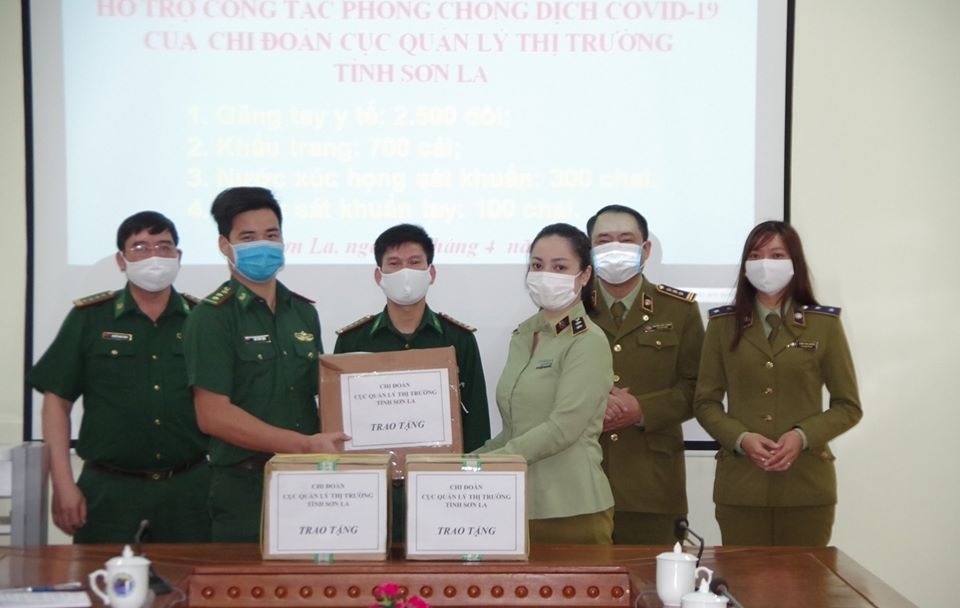 Người dân Sơn La tiếp sức lực lượng tuyến đầu chống dịch Covid-19