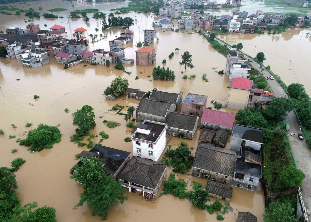 Mưa lũ nghiêm trọng tàn phá Trung Quốc, hàng triệu người bị ảnh hưởng