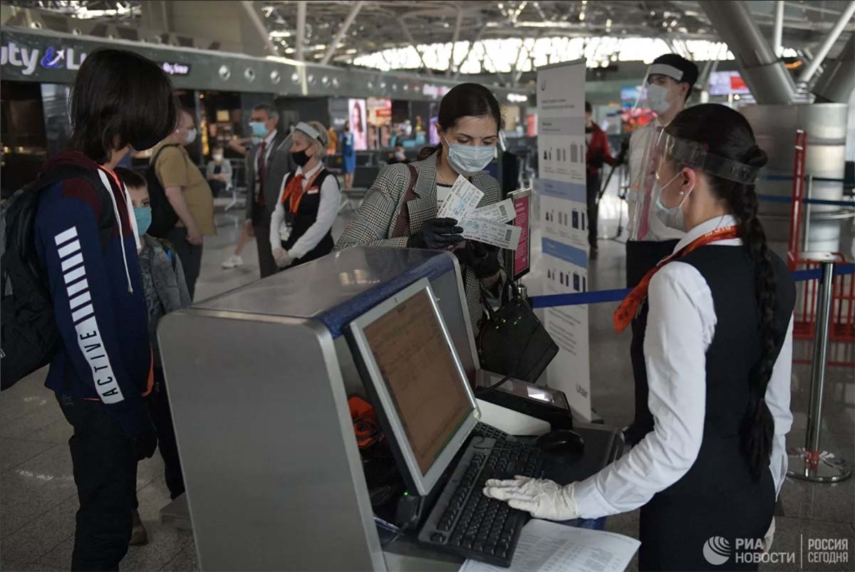 Nga sẽ dỡ bỏ chế độ tự cách ly đối với người nhập cảnh