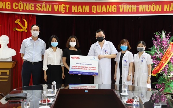 Doanh nghiệp chung tay hỗ trợ lực lượng tuyến đầu chống dịch Covid-19