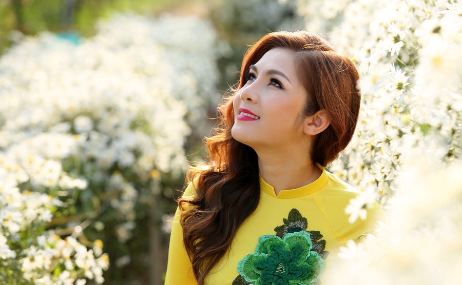 NSƯT Diệu Hương hát ca Huế ngọt ngào “Mười thương chống dịch Covid“