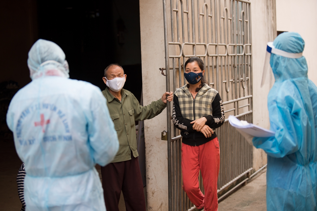 Đảm bảo nhu yếu phẩm để người dân Hạ Lôi yên tâm cách ly y tế