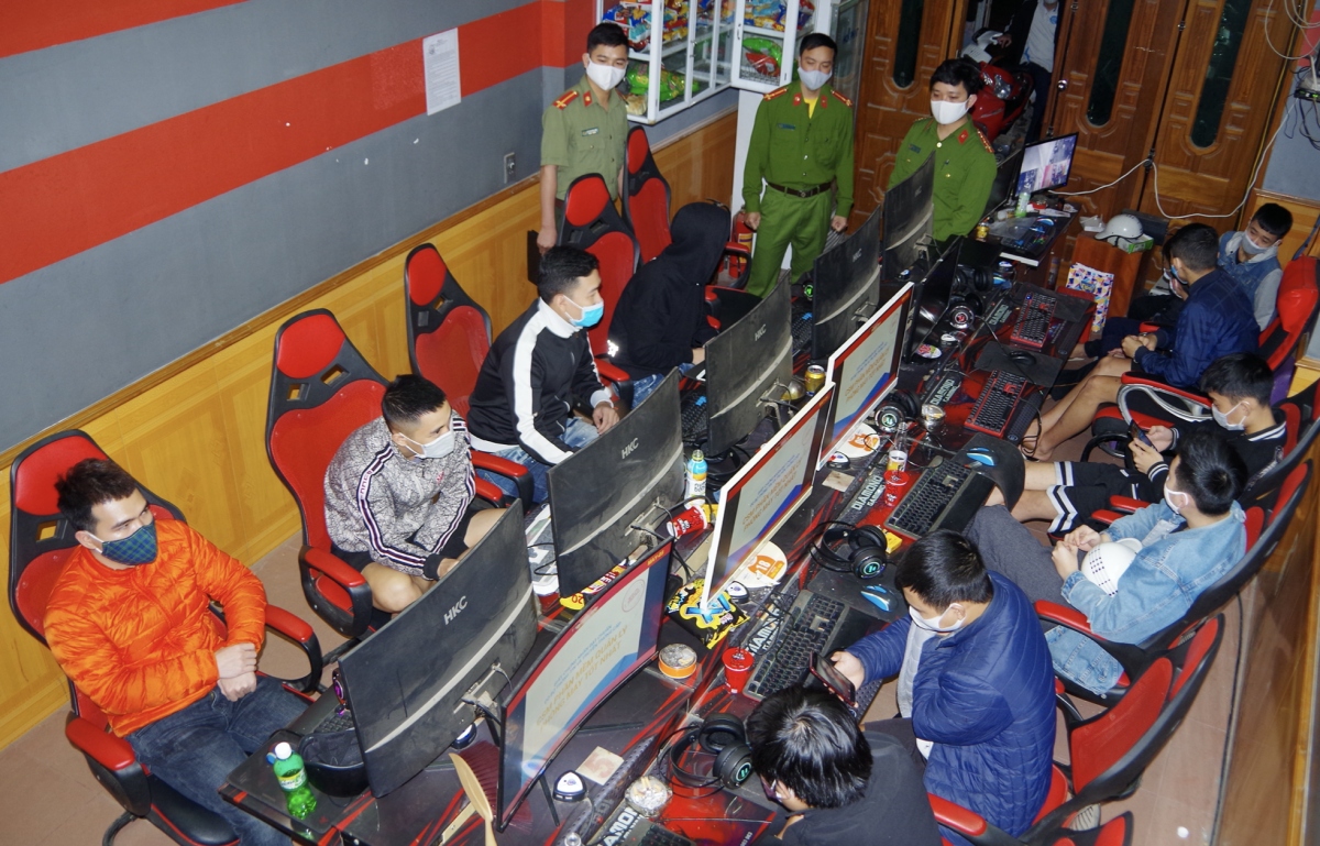 Thông báo "nghỉ kinh doanh", quán Game vẫn âm thầm đón khách