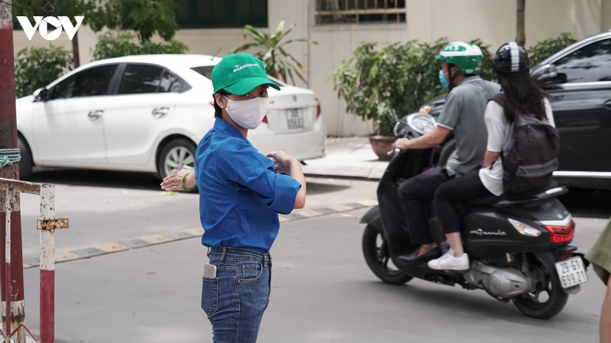 ha noi nhung nguoi hung tham lang cua ky thi tot nghiep thpt 2020 thoi covid-19 hinh anh 10