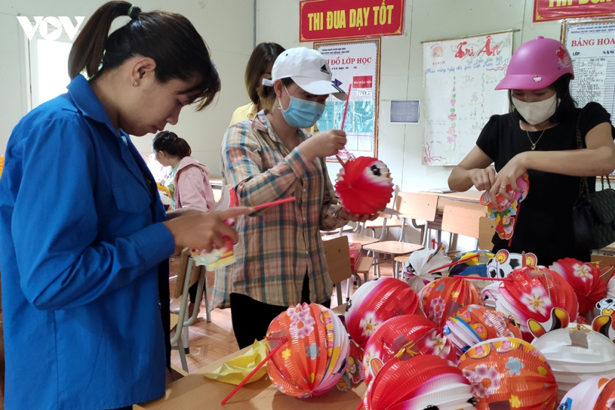 mang tet trung thu tu ha noi len vung cao nam ban hinh anh 12