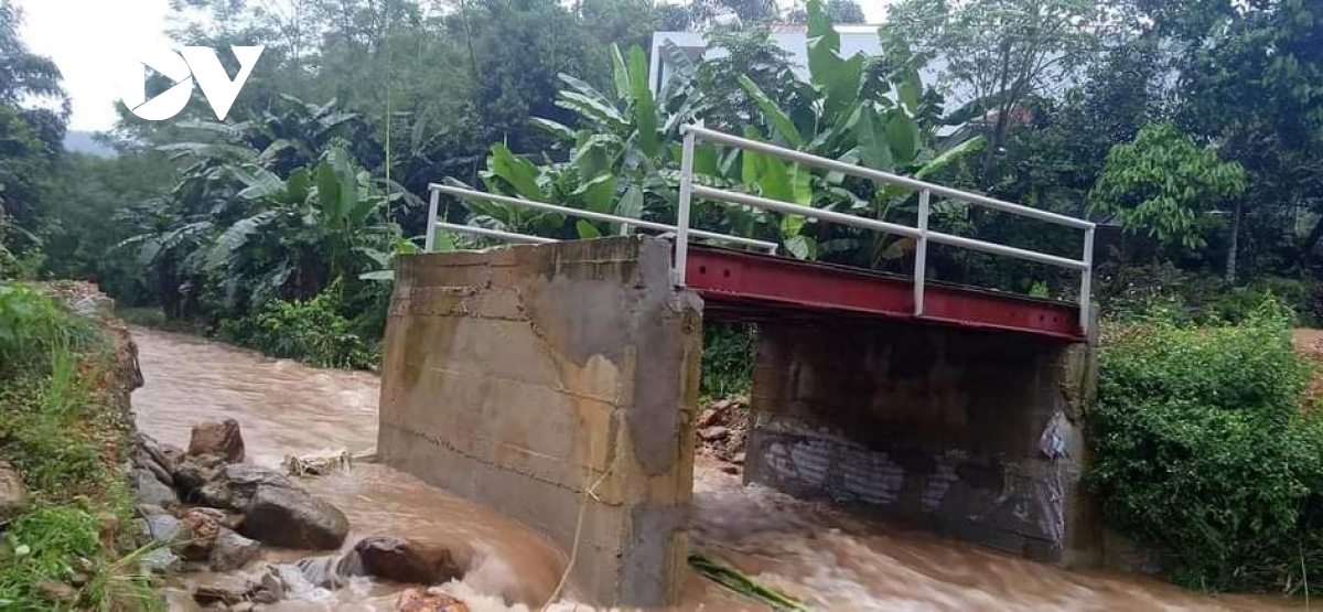 mua to keo dai gay nhieu thiet hai nang tai yen bai hinh anh 1