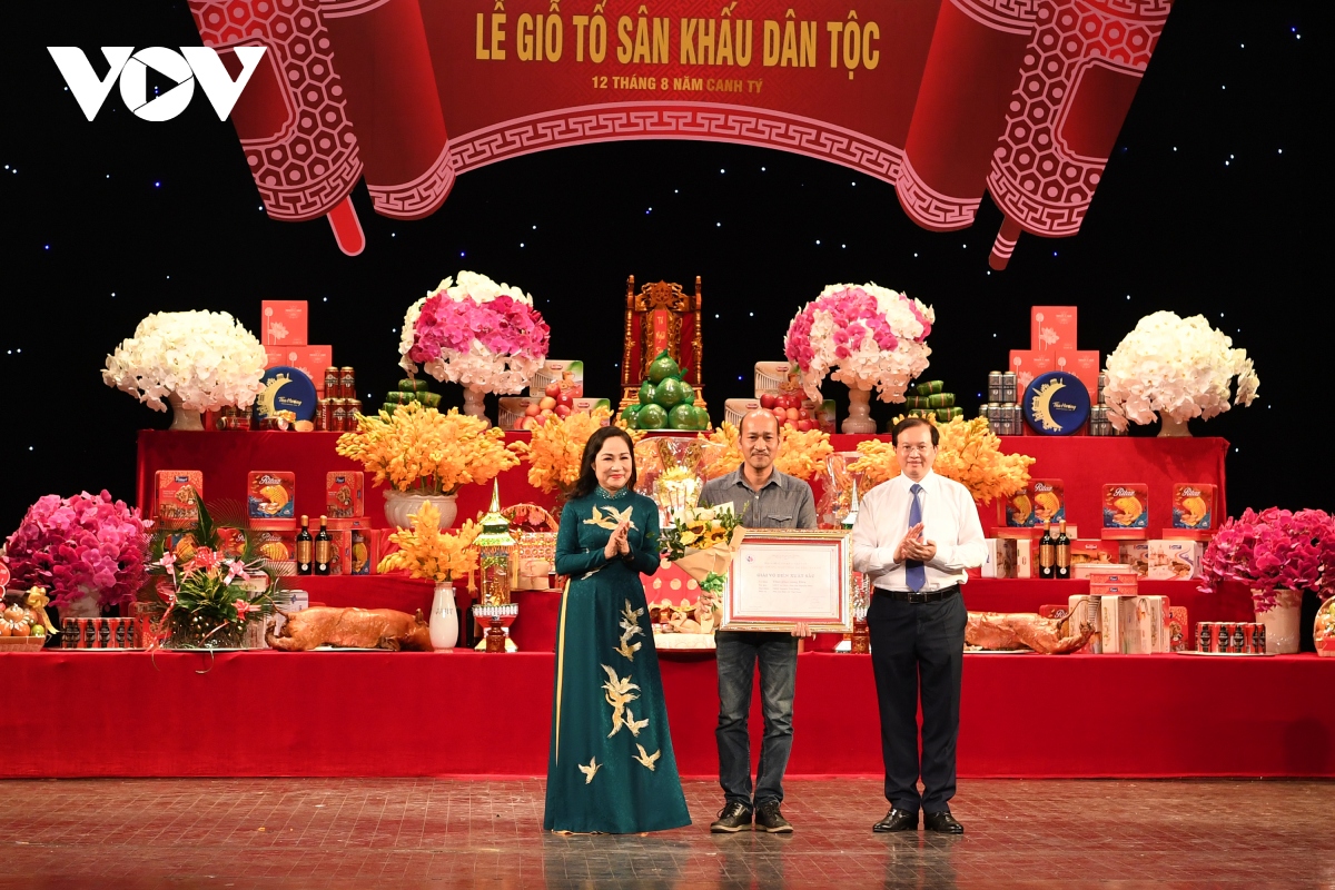 cac the he nghe si du le gio to san khau 2020 tai nha hat lon hinh anh 18