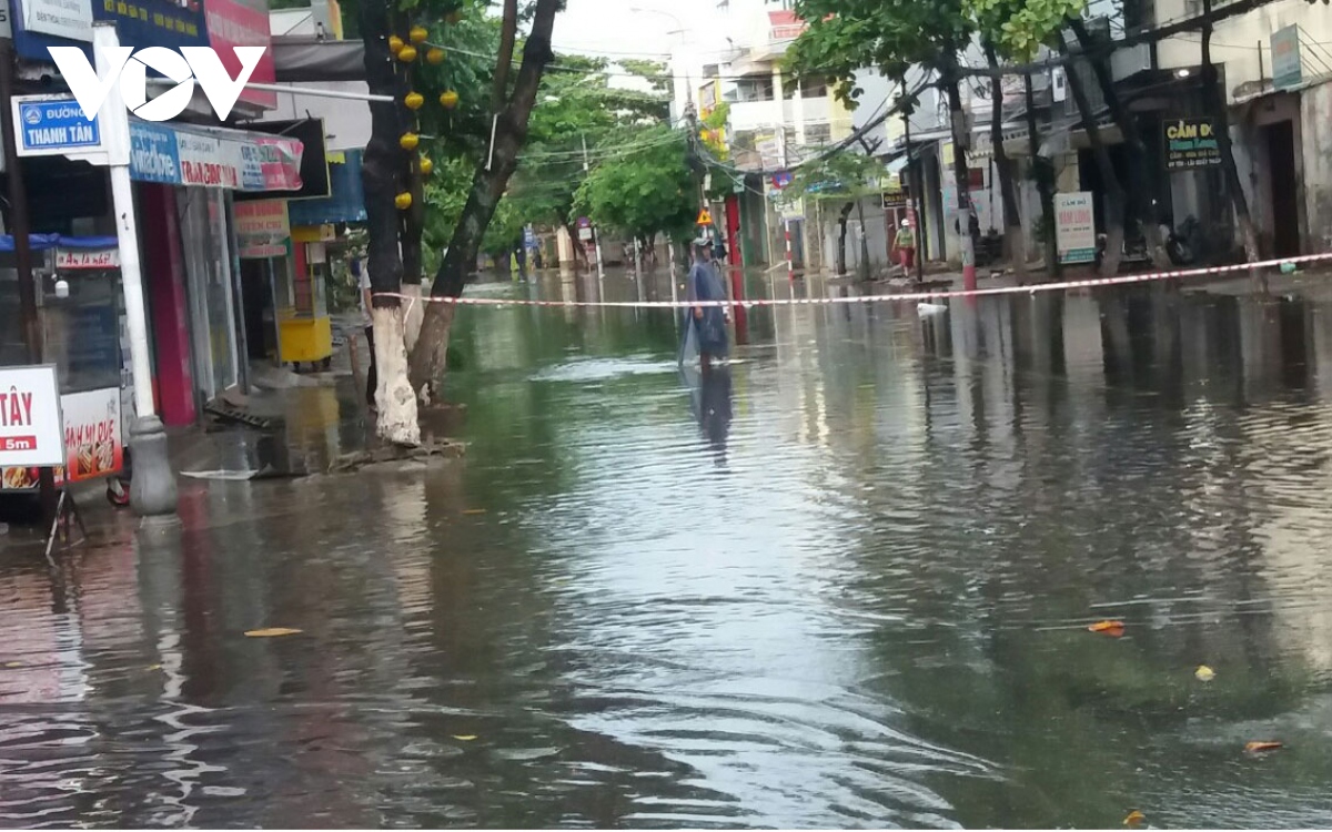 Da nang mua to, gio giat manh som hon du bao hinh anh 2