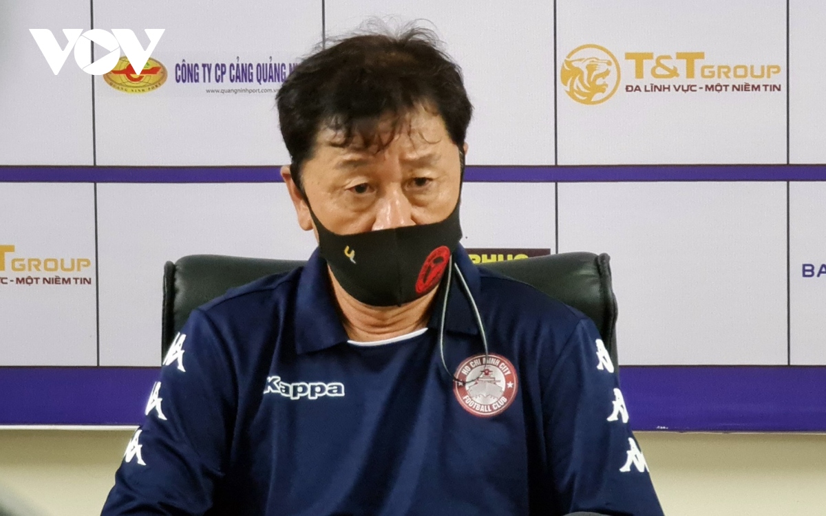 hlv chung hae-seong noi gi khi tphcm thua mat mat truoc ha noi fc hinh anh 1