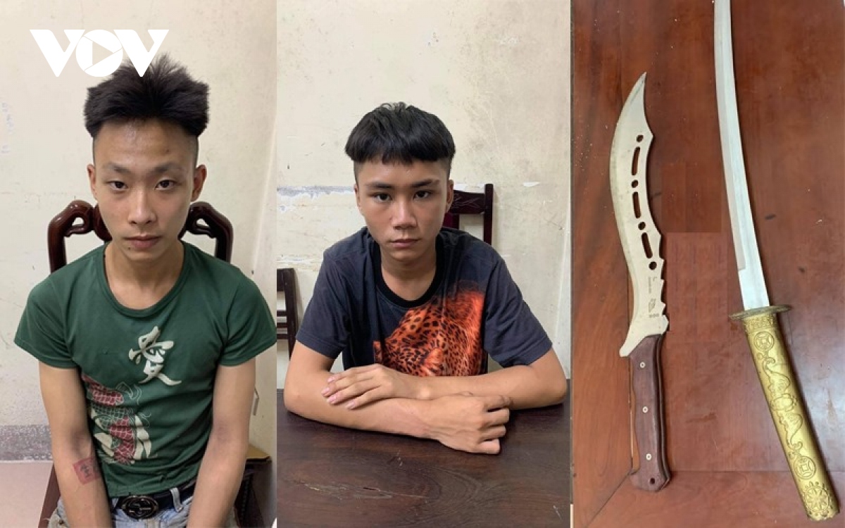 Chủ quán massage dùng dao kiếm cưỡng đoạt tiền của khách  Pháp luật   Việt Giải Trí