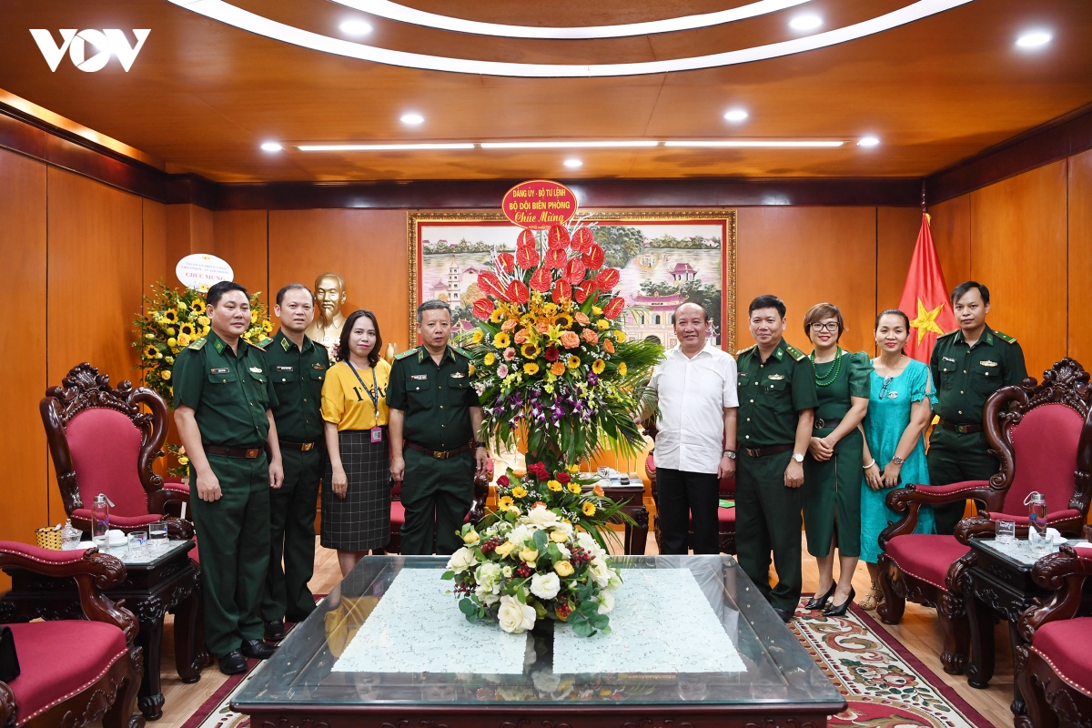 cac dia phuong, don vi chuc mung vov nhan ky niem 75 nam thanh lap hinh anh 9