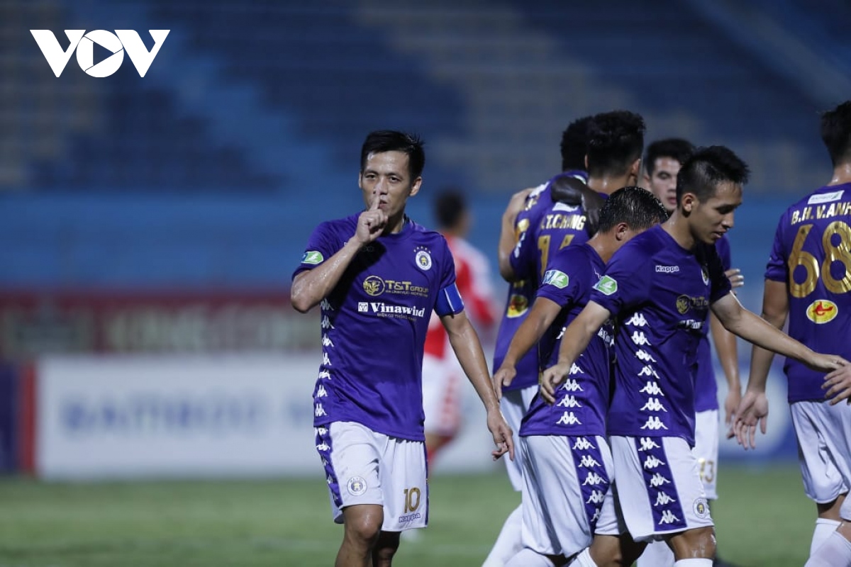 toan canh ha noi fc 5-1 tphcm con ac mong cua thu mon bui tien dung hinh anh 8