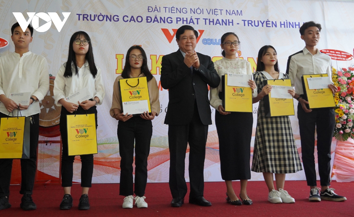 Trường Cao đẳng Phát thanh -Truyền hình II khai giảng năm học mới