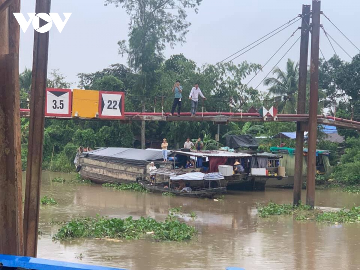 ghe cho 60 tan gao bi chim, thiet hai hon nua ti dong hinh anh 1