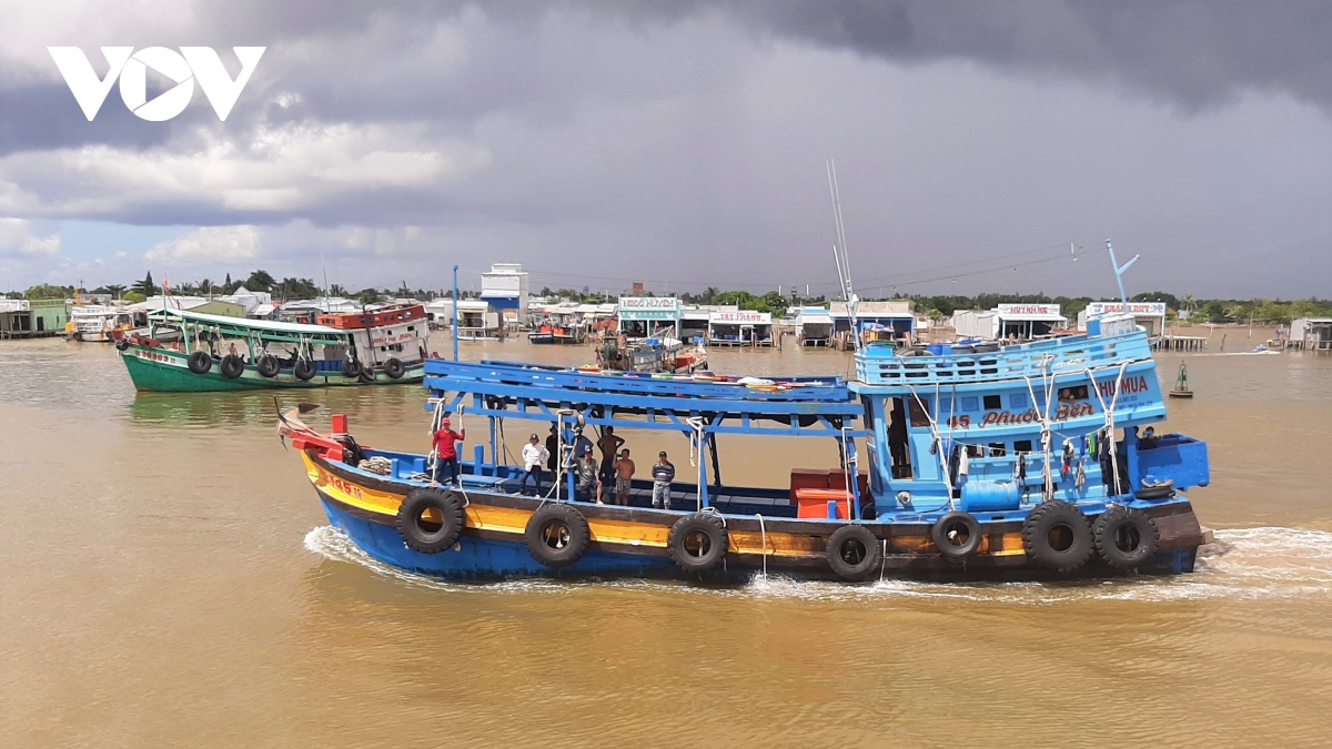 chuyen doi nganh nghe de khai thac ben vung nguon loi hai san hinh anh 2