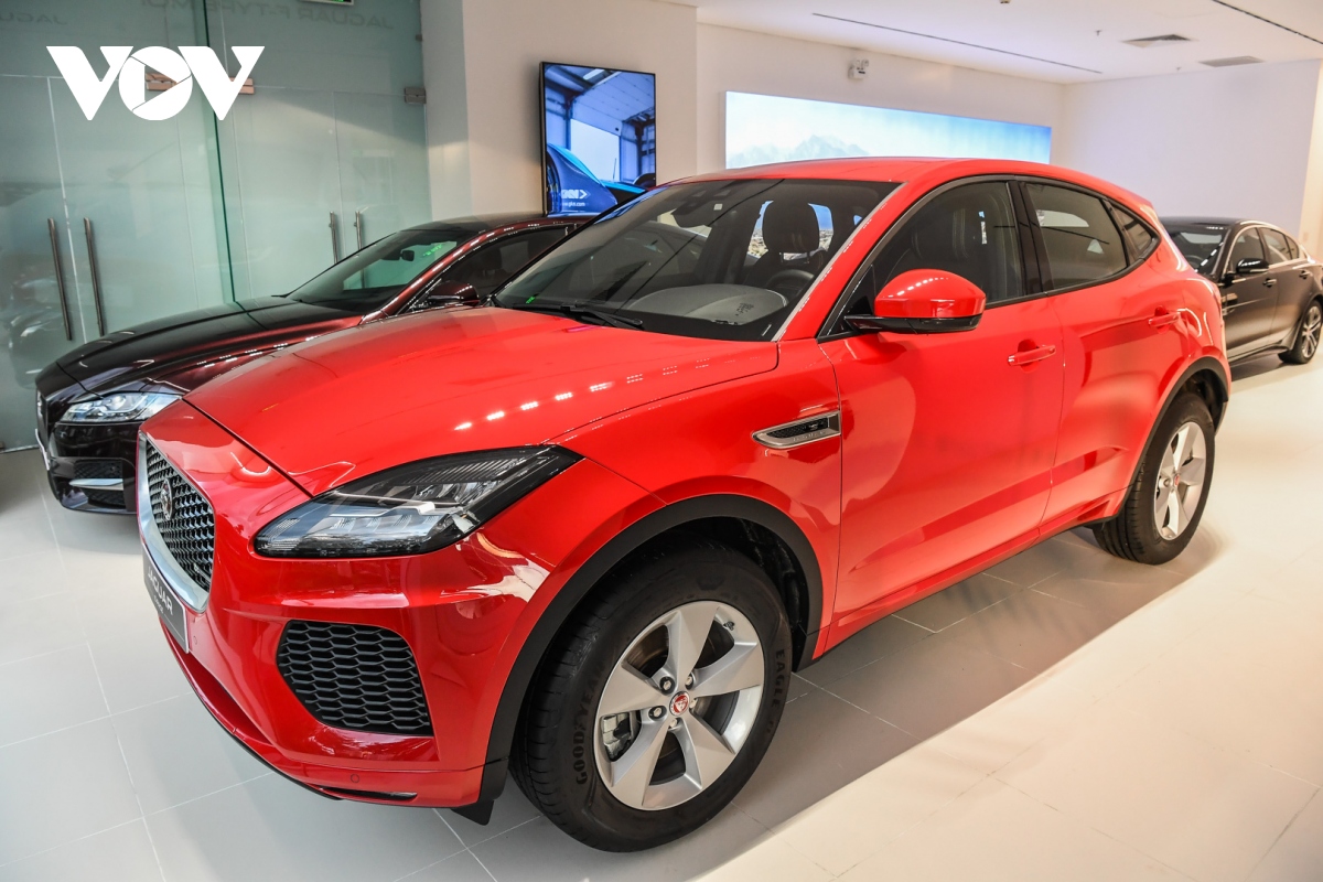 Cận cảnh Jaguar E-Pace giá 3,08 tỷ đồng