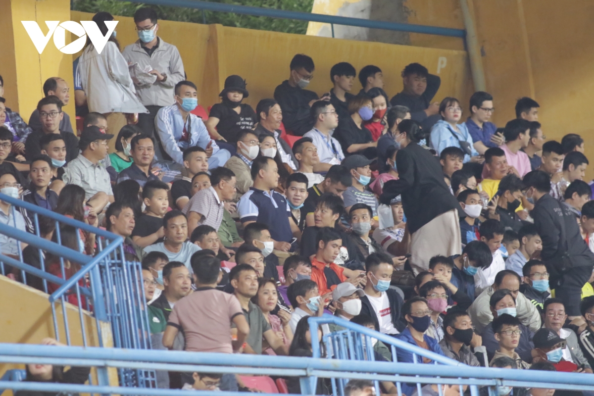 văn quyết - quang hải lập công, hà nội fc lần thứ 4 ca khúc khải hoàn trước tphcm hình ảnh 5 van quyet - quang hai lap cong, ha noi fc lan thu 4 ca khuc khai hoan truoc tphcm hinh anh 5