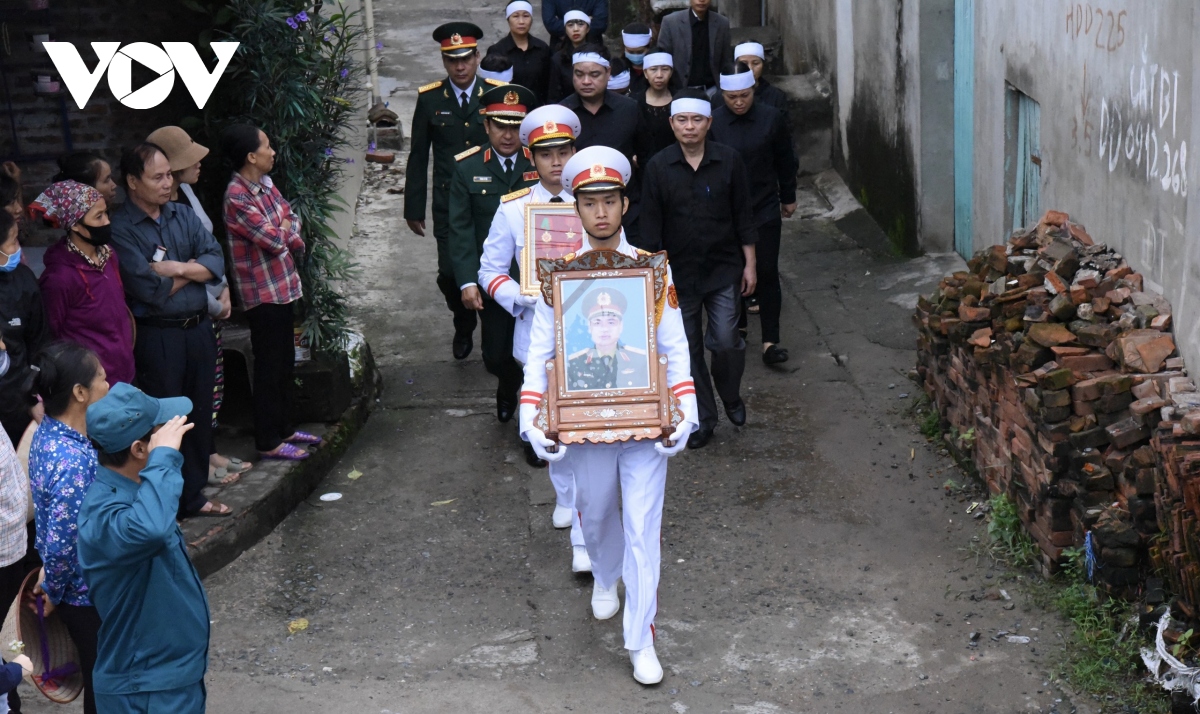 nguoi dan sai son dau xot don thieu tuong nguyen huu hung ve an nghi tai que nha hinh anh 15