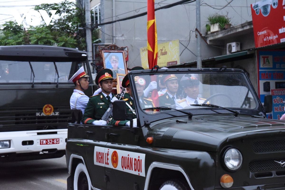 nguoi dan sai son dau xot don thieu tuong nguyen huu hung ve an nghi tai que nha hinh anh 16