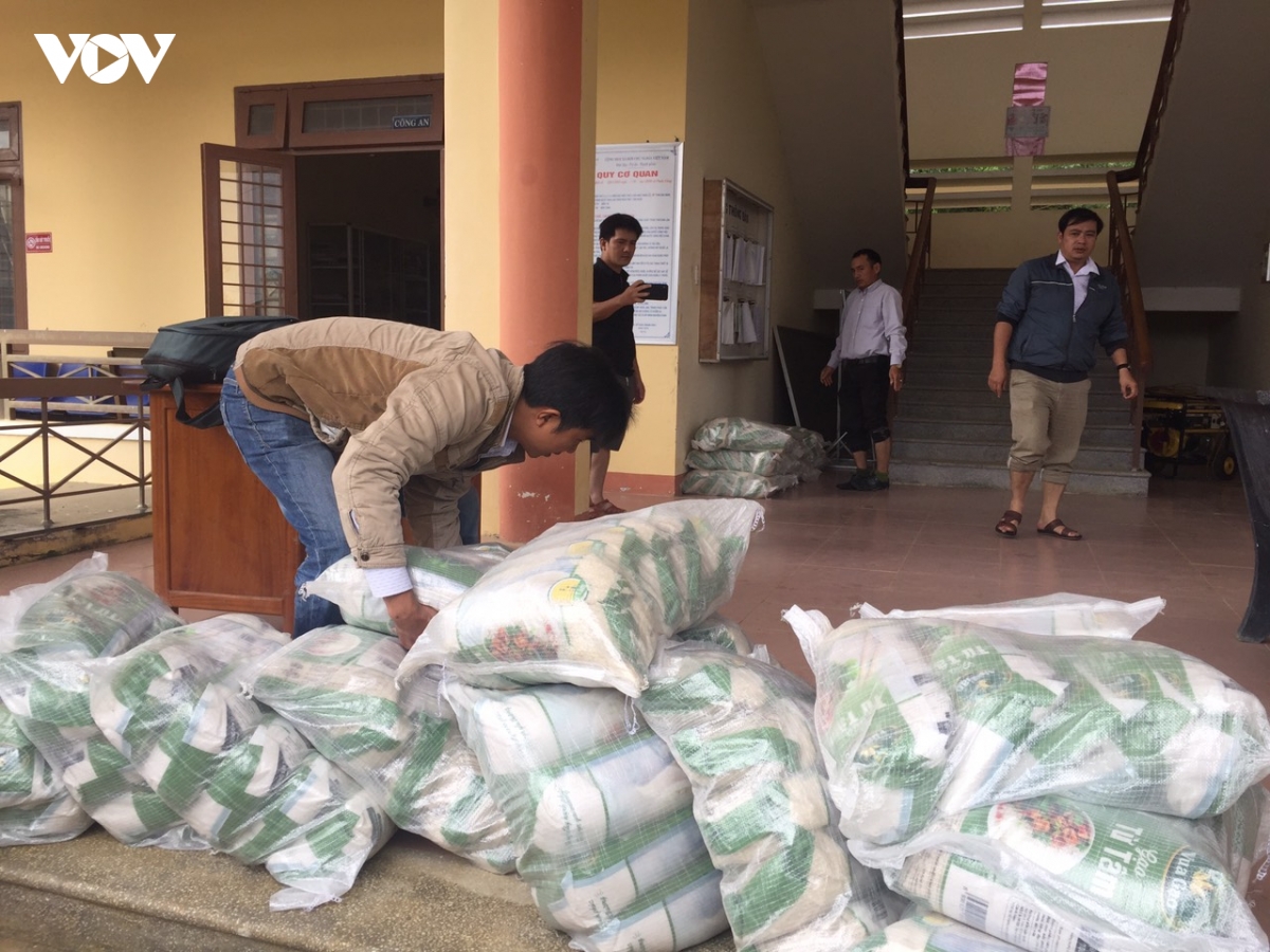 mua lu, sat lo dat o quang nam da lam 44 nguoi chet va mat tich hinh anh 81
