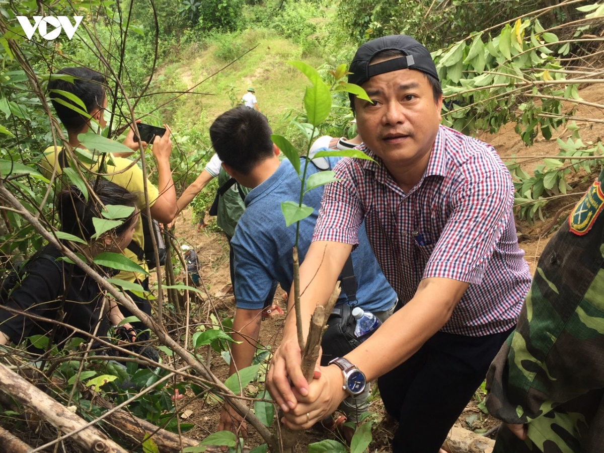 mua lu, sat lo dat o quang nam da lam 44 nguoi chet va mat tich hinh anh 77