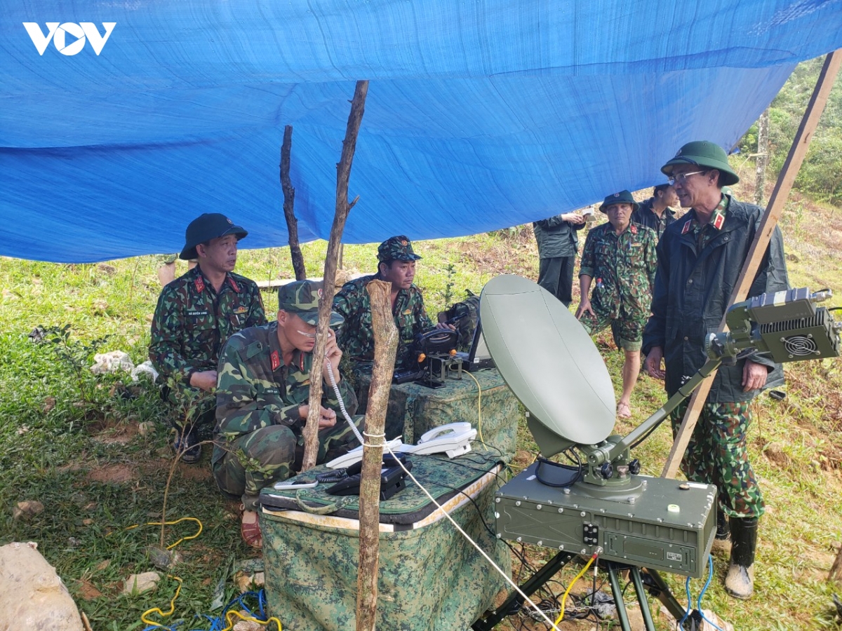 mua lu, sat lo dat o quang nam da lam 44 nguoi chet va mat tich hinh anh 41