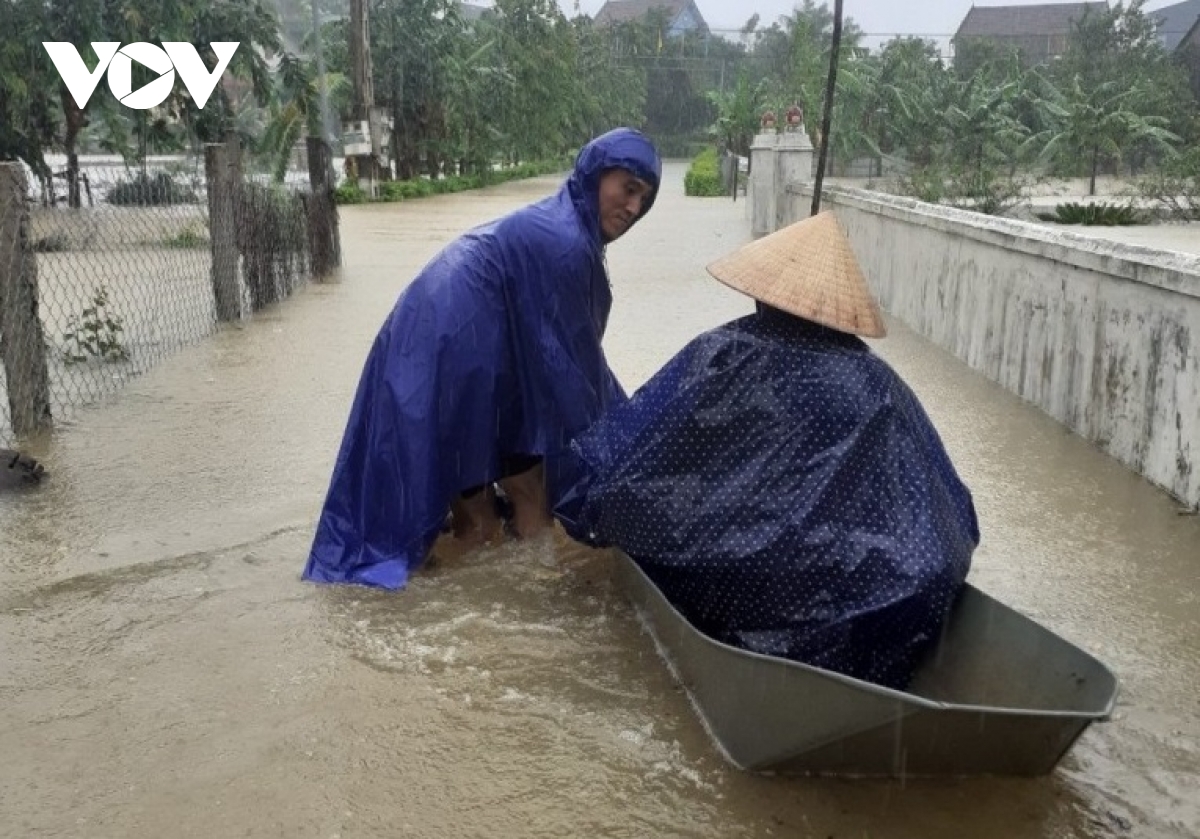 ha tinh lu dang qua nhanh, dan khong kip tro tay hinh anh 3