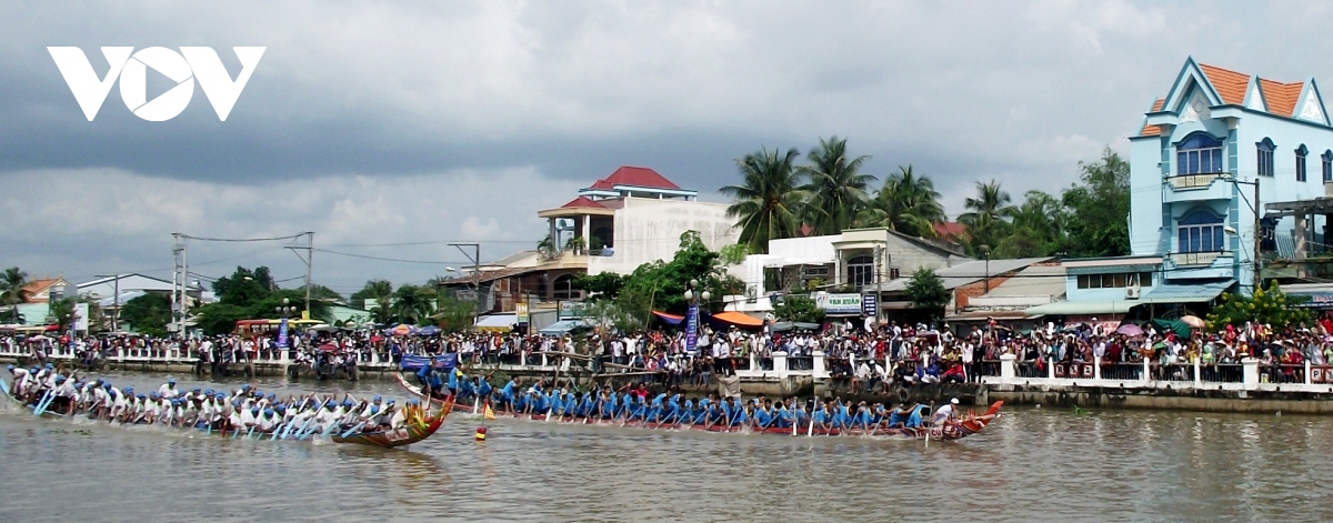 tra vinh khai mac giai dua ghe ngo mung le hoi ok om bok 2020 hinh anh 2