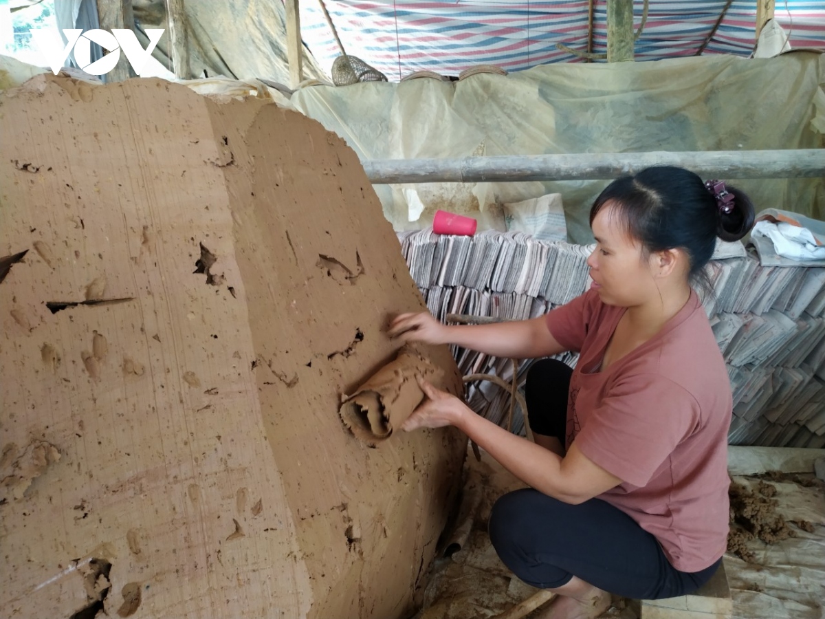 Doc dao nghe lam ngoi am duong cua nguoi tay, nung xu lang hinh anh 4