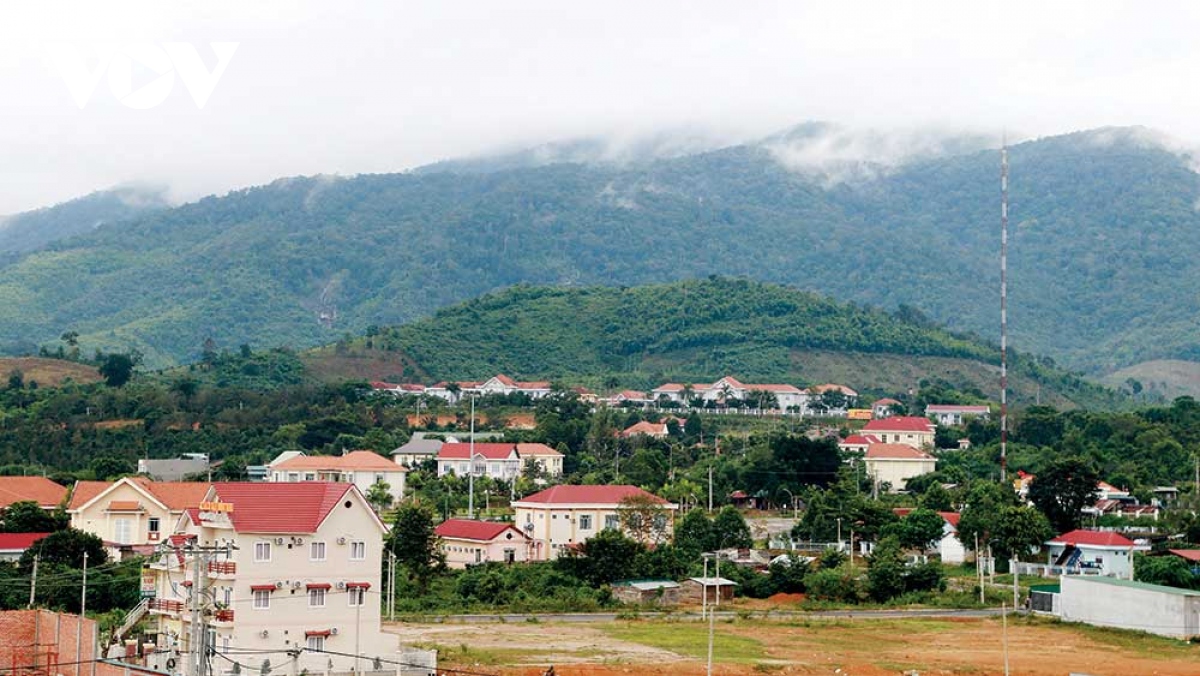 Dong bao o lam Dong thoat ngheo nho huong dau tu dung hinh anh 1