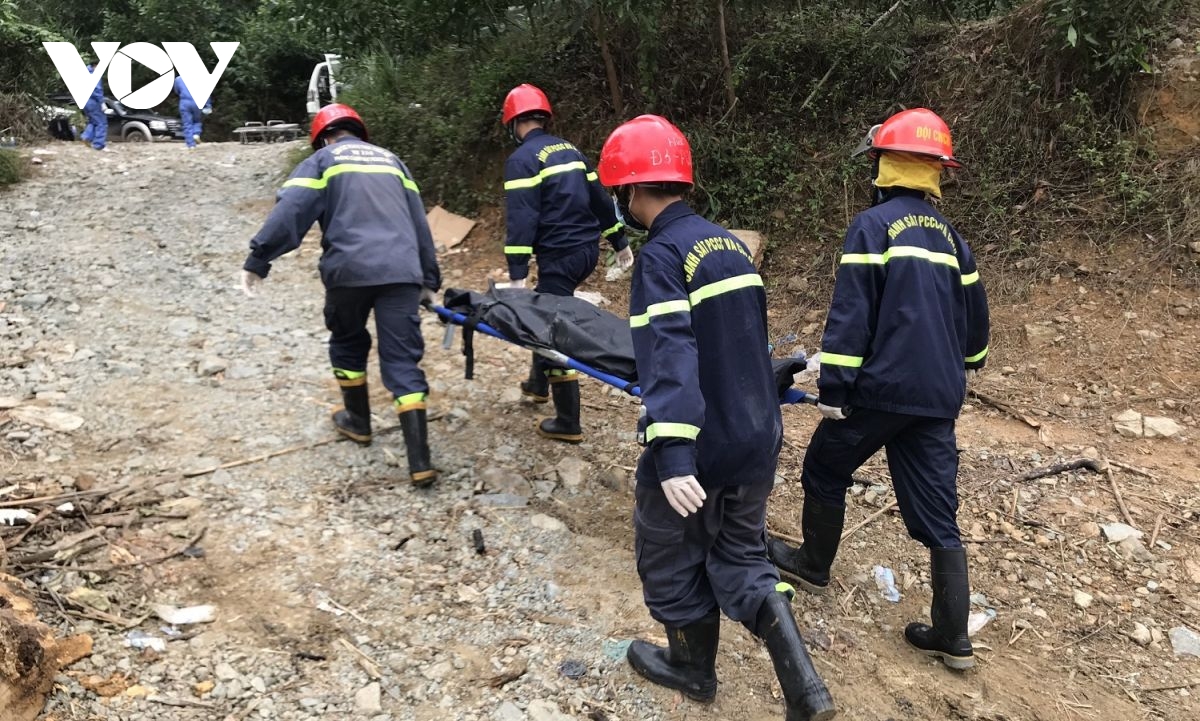Tìm thấy thi thể thứ 5 vụ sạt lở thủy điện Rào Trăng 3