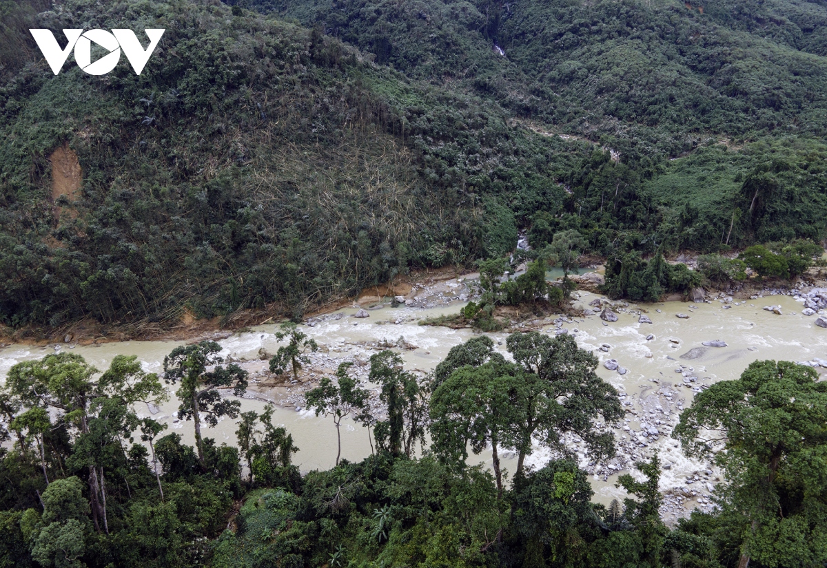 toan canh khu vuc sat lo o tra leng hinh anh 16