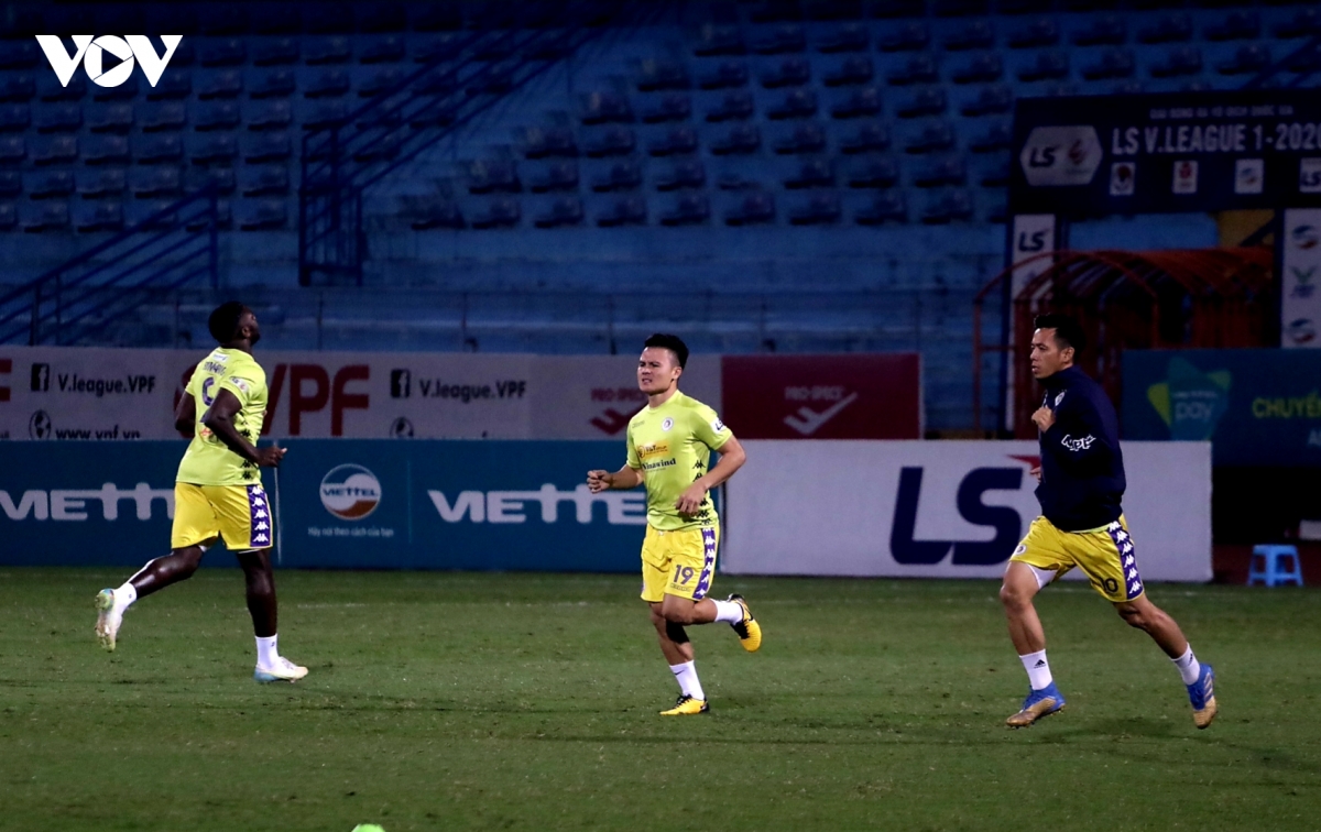 hoa khong ban thang truoc viettel, ha noi fc mat quyen tu quyet trong cuoc dua vo dich hinh anh 4