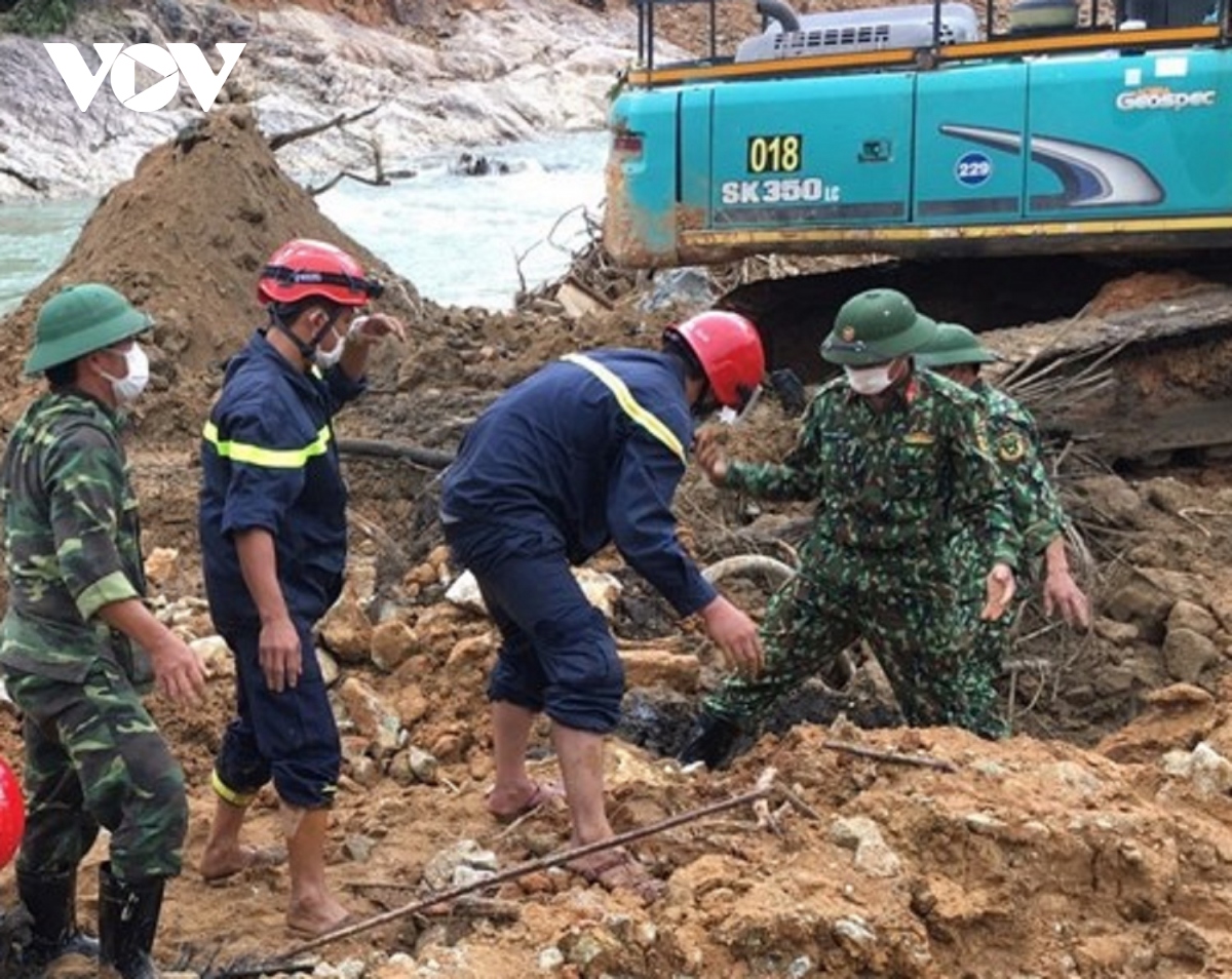 don suc tim kiem cac nan nhan con mat tich o thuy dien rao trang 3 hinh anh 1